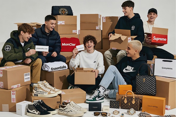 Crew haul boxes